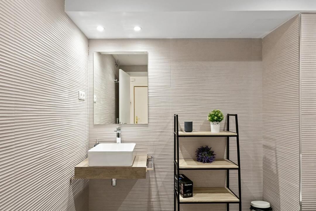 Refurnished One-bedroom Letras Madrid