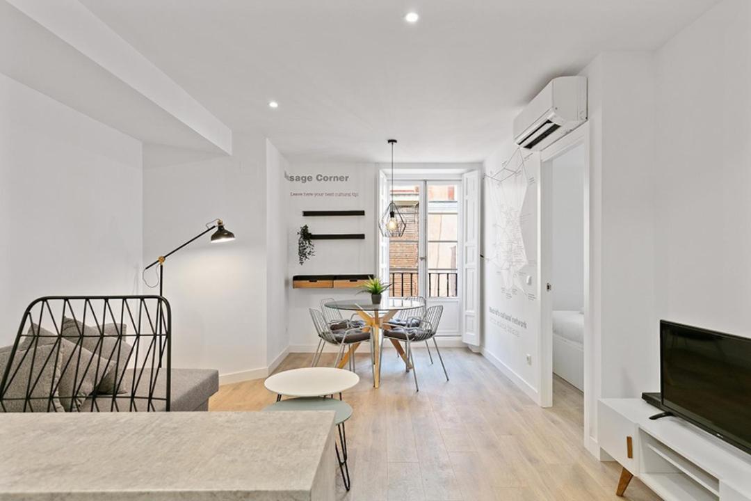 Apartamento Refurnished One-bedroom Letras