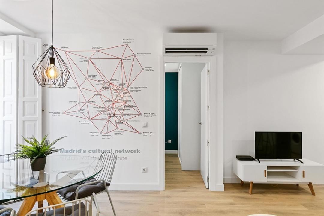 Refurnished One-bedroom Letras Apartamento